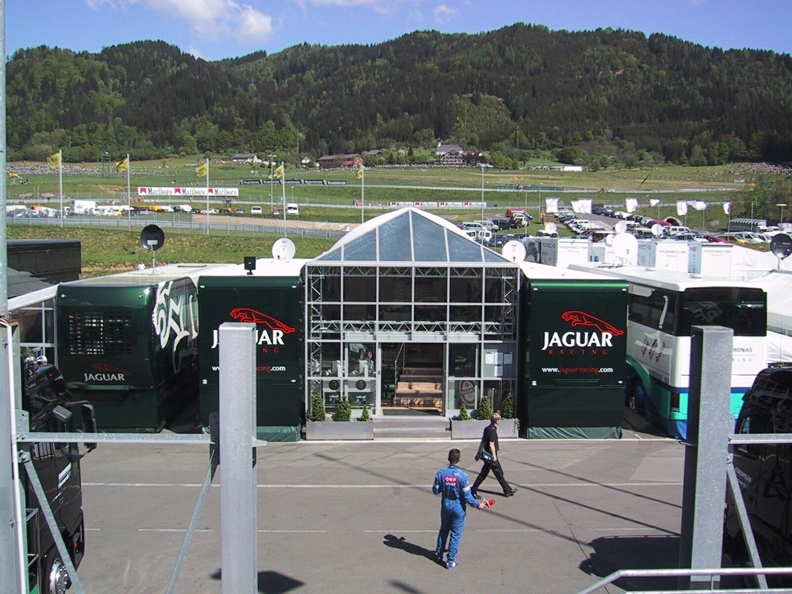 jaguar-motorhome.jpg